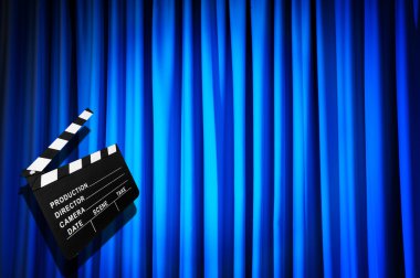 Film clapper tahta perde karşı