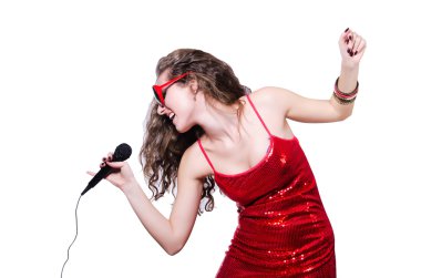 genç kadının üzerinde izole beyaz şarkı