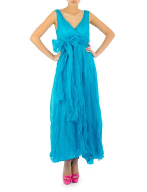 Beyaz giysili kadın konsepti