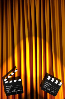 Film clapper tahta perde karşı
