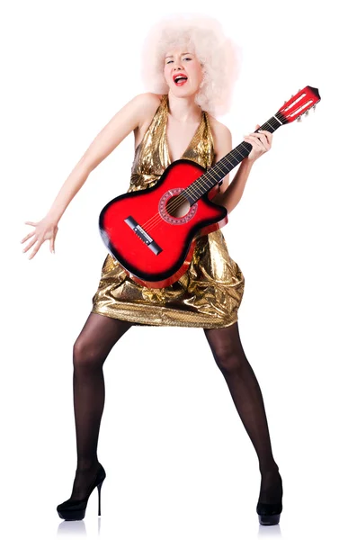 Young singer with afro cut and guitar — Stock Photo, Image