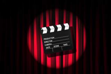 Film clapper tahta perde karşı