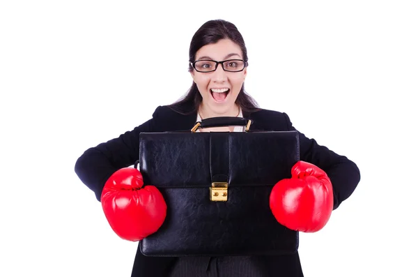 Vrouw zakenvrouw met bokshandschoenen op wit — Stockfoto