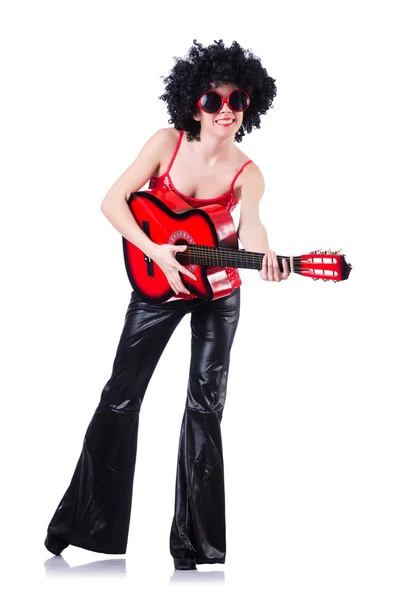 Young singer with afro cut and guitar — Stock Photo, Image