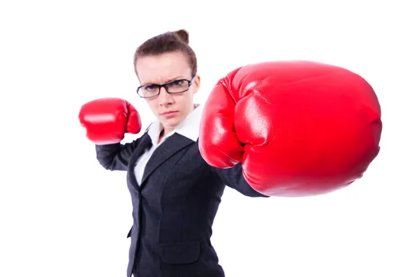 Mujer con guantes de boxeo en blanco — Foto de Stock