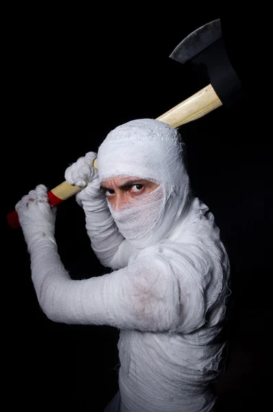 Mummy with axe in halloween concept — Stock Photo, Image