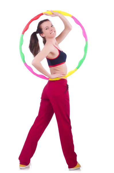 Donna che fa esercizi con hula hoop — Foto Stock