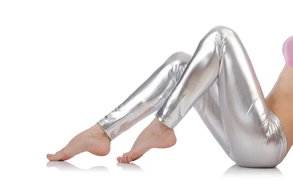 Vrouw benen met kousen op wit — Stockfoto