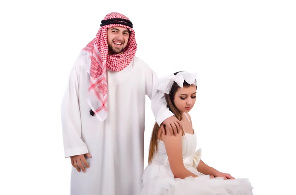 Arabo uomo con sua moglie su bianco — Foto Stock