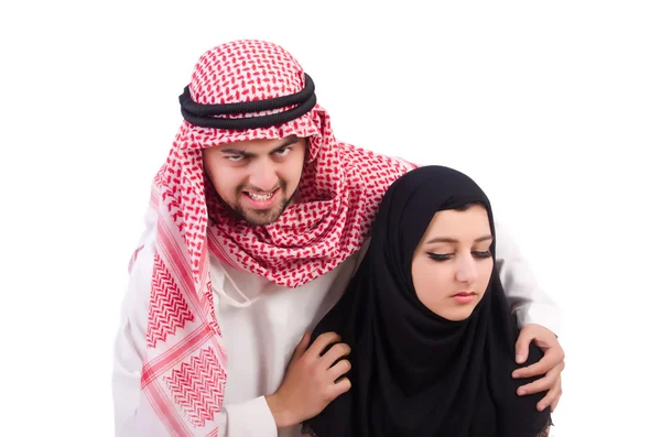 Homem árabe com sua esposa no branco — Fotografia de Stock