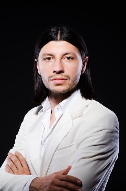 yakışıklı adam