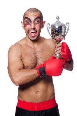 çok kötü dayak yemiş boksör