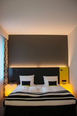 modern iç yatak odası