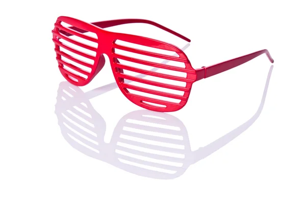 Червоний смугастий сонцезахисні окуляри — стокове фото