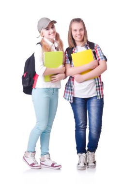 Beyazlar üzerinde iki genç öğrenci.