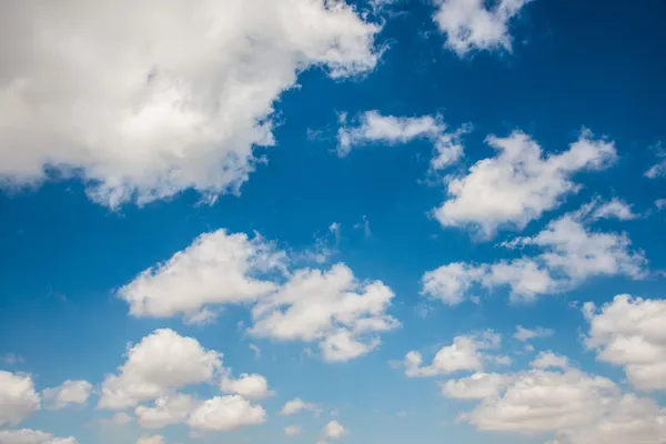 Cloudscape of bright blue sky — Stock Photo, Image