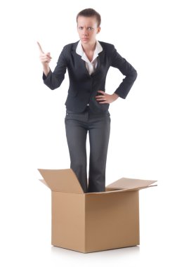 Beyaz kutulu kadın.