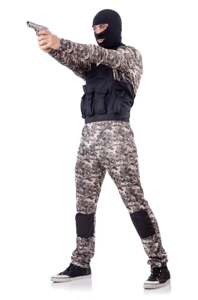 Soldat i kamouflage med pistol — Stockfoto