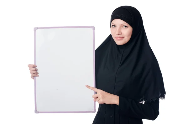 Mulher muçulmana com placa em branco no branco — Fotografia de Stock