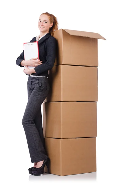 Vrouw zakenvrouw met dozen op wit — Stockfoto