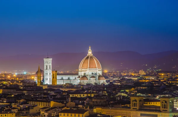 Bella vista di Firenze durante le ore serali — Foto Stock