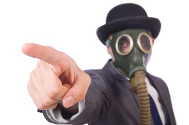 gaz maskesi üzerine beyaz izole iş adamı
