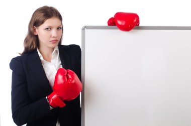 Beyaz tahtası boş kadın boksör