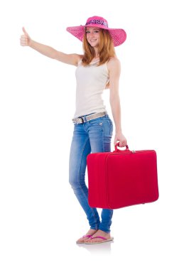 Yaz tatiline tek başına giden bir kadın.