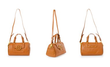 Kadın çantası beyaz arka planda izole edilmiş.