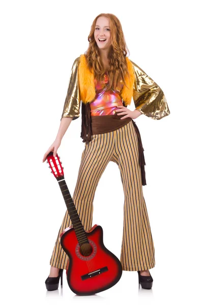 Chica joven con guitarra en blanco — Foto de Stock