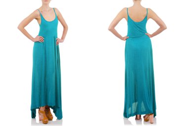 Beyaz kadın kıyafetleri ile moda konsepti