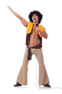 adam afrocut ve üzerinde beyaz izole mikrofon