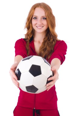Beyazda futbol oynayan kadın
