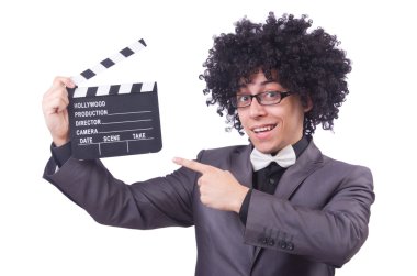 Sinema alkışları olan adam beyazda izole edilmiş.