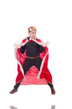 Taçlı bir iş adamı beyazlar içinde.