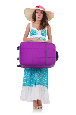 Yaz tatiline tek başına giden bir kadın.