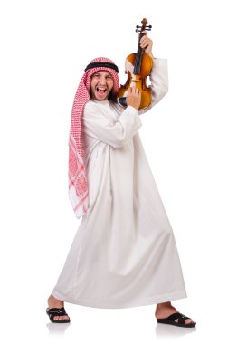 Arap adam violing beyaz üzerinde oynama