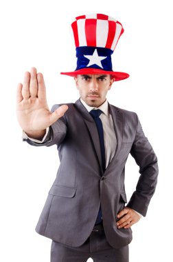 adam beyaz izole Amerikan şapka ile