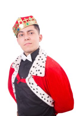 Taçlı bir iş adamı beyazlar içinde.