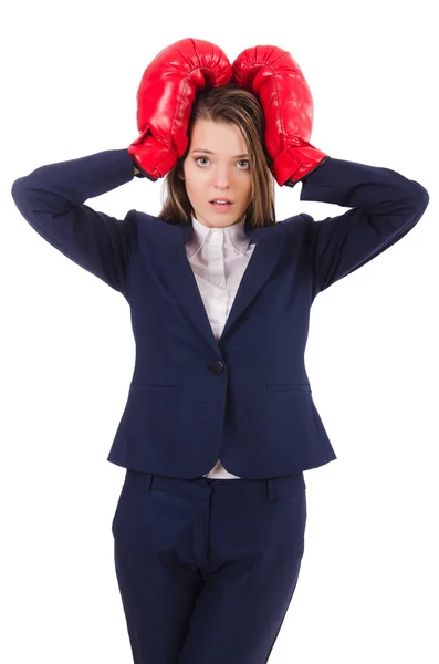 Femme d'affaires avec gants de boxe — Photo