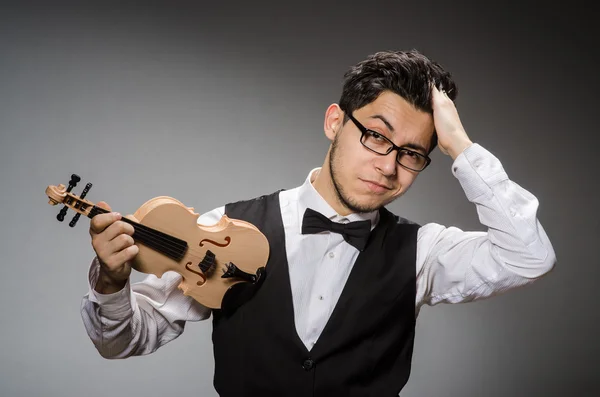 Jogador de violino engraçado — Fotografia de Stock