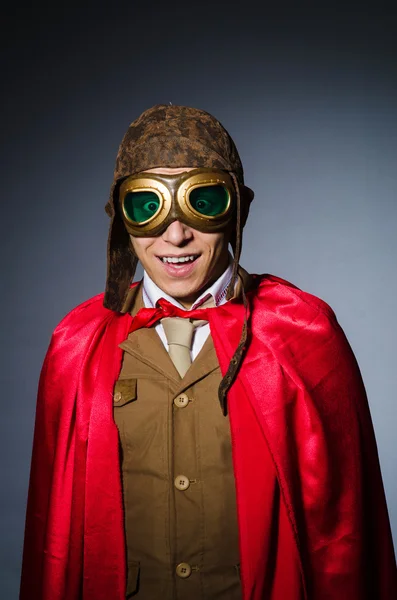 Piloto divertido con gafas y casco —  Fotos de Stock