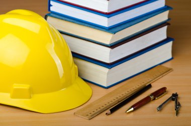 kask ile endüstriyel eğitim kavramı