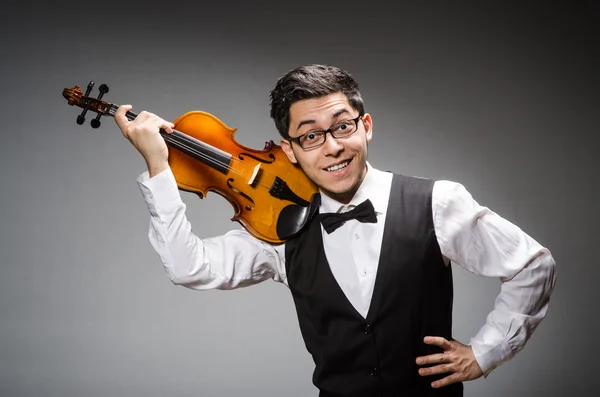 Funny violin player — Stock Photo, Image