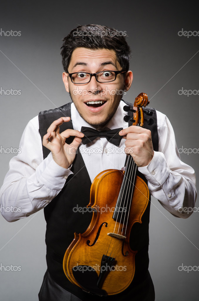 Joueur De Violon Drole Image Libre De Droit Par Elnur C Joueur De Violon Drole Image Libre De Droit Par Elnur C