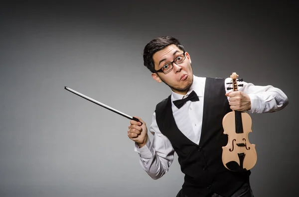 Violin player with fiddle — Stock Photo, Image