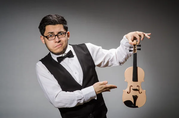 Jogador de violino engraçado — Fotografia de Stock