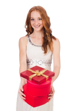 Hediye Kutusu Olan Kadın