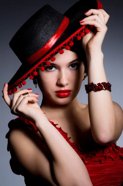 Chica atractiva en vestido rojo —  Fotos de Stock