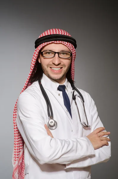 Divertente arabo medico — Foto Stock